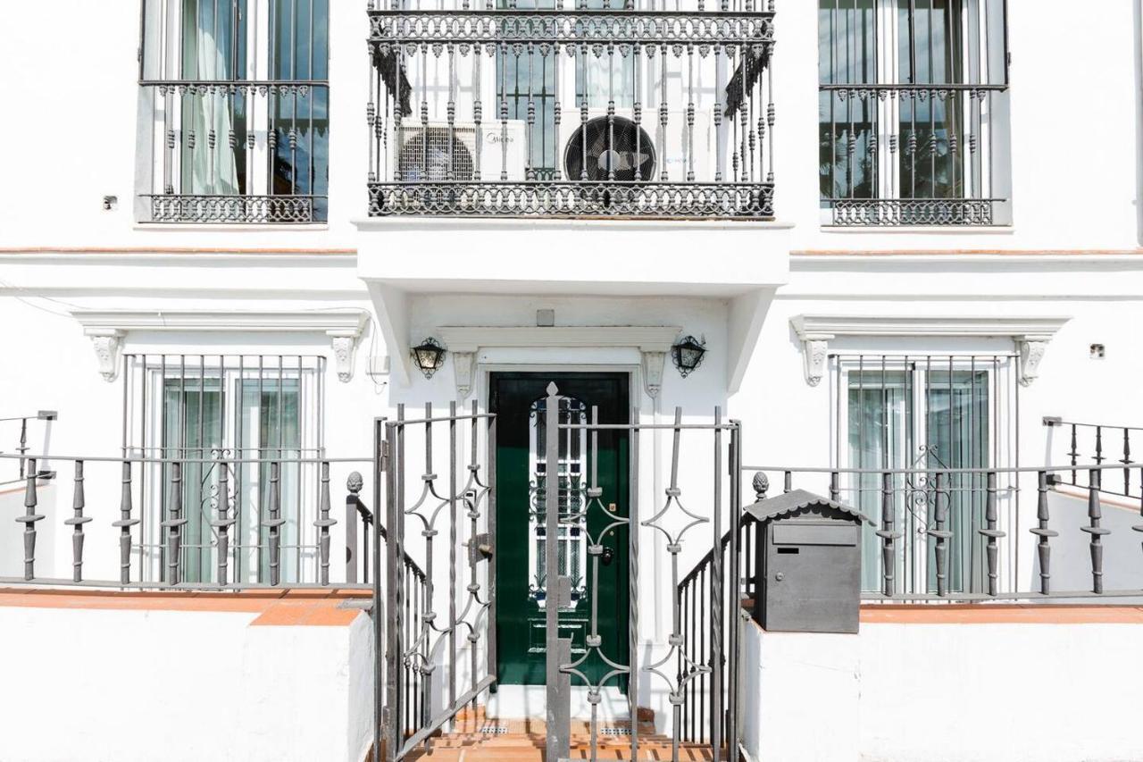 Loft En Primera Linea Del Paseo Maritimo Малага Экстерьер фото