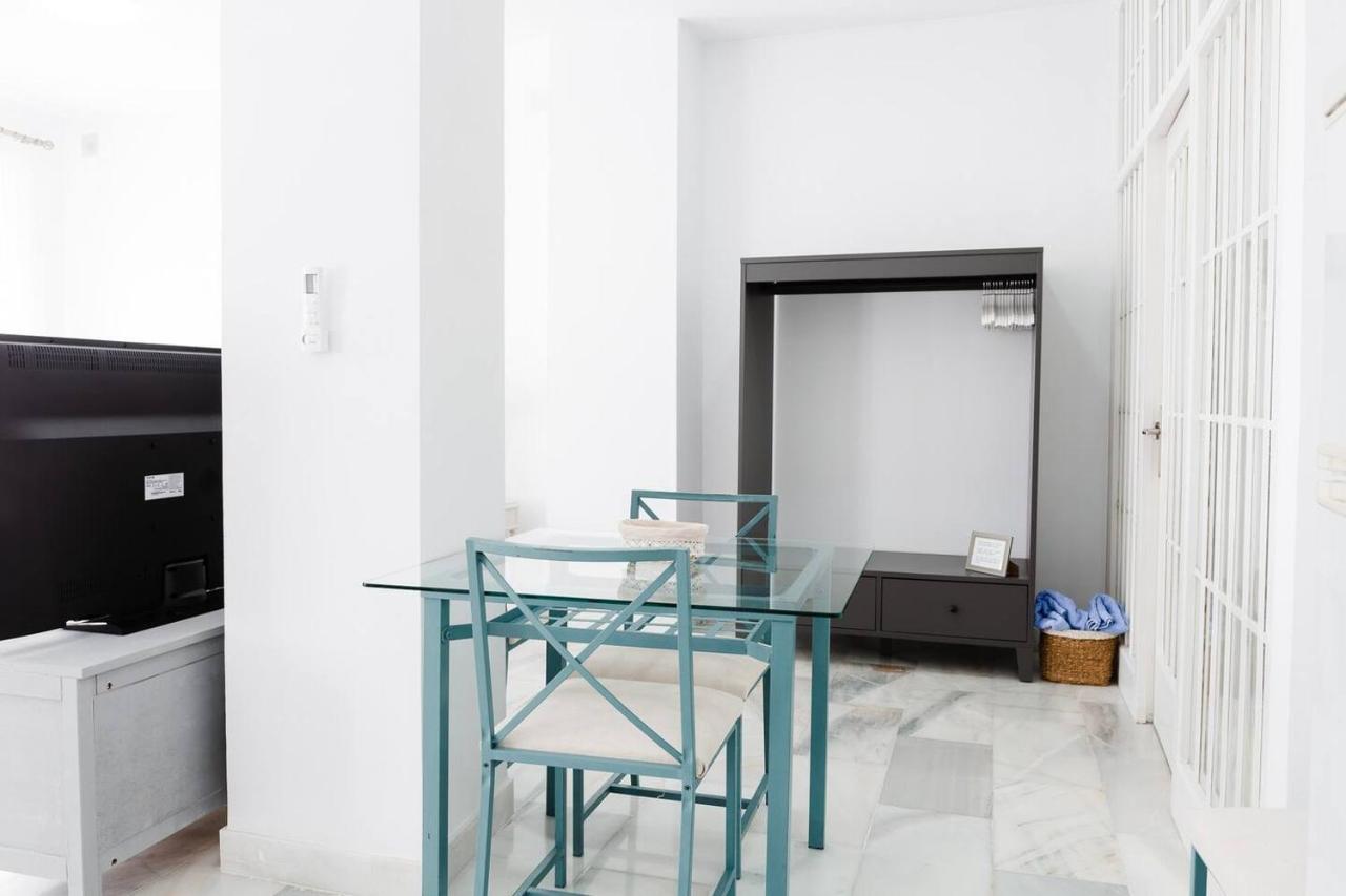 Loft En Primera Linea Del Paseo Maritimo Малага Экстерьер фото