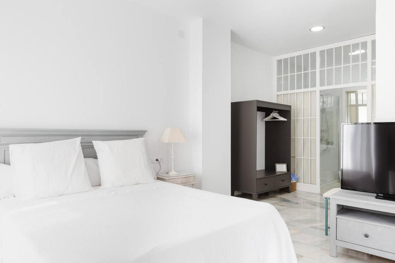 Loft En Primera Linea Del Paseo Maritimo Малага Экстерьер фото
